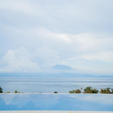 Gara Gara Sea View Hotel Batununggul Kültér fotó