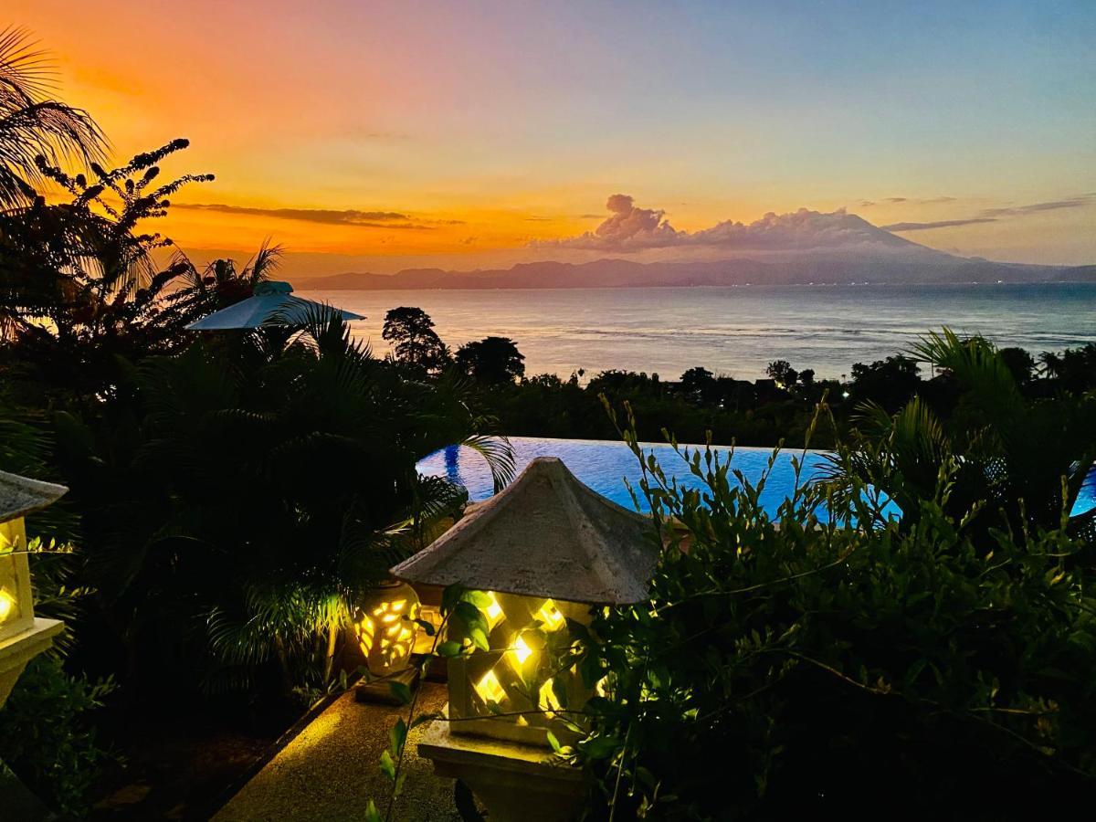 Gara Gara Sea View Hotel Batununggul Kültér fotó